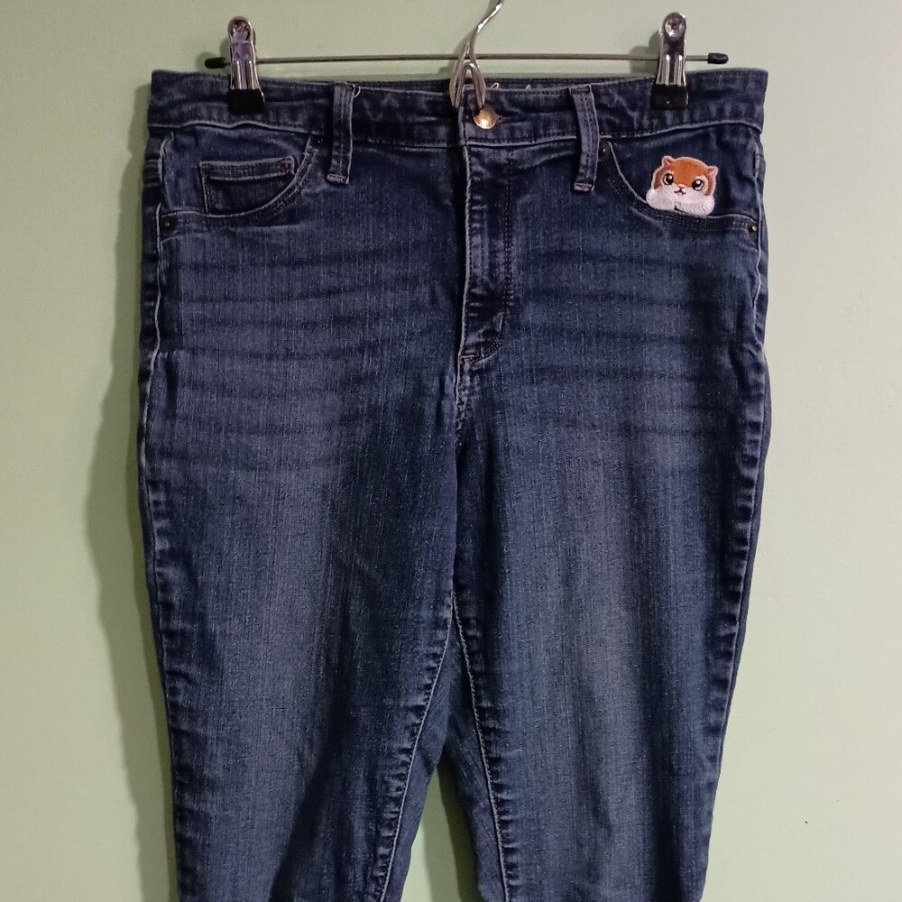 Universal Thread sz 8 jeans.